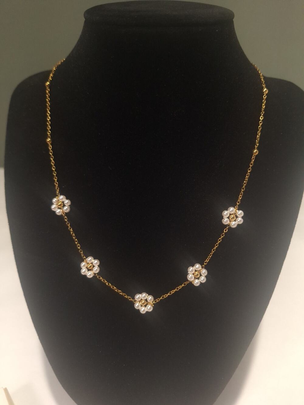 Gold Tone Stainless Steel Faux Pearl Flower Station Necklace Adjustable 16"-18"